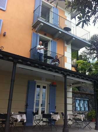 balcony